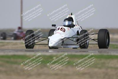 media/Oct-25-2025-CalClub SCCA (Sat) [[34c778dfbe]]/Group 6/Qualifying/